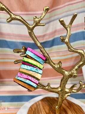 Vintage Colorful Iridescent Stretch Bracelet- seashell